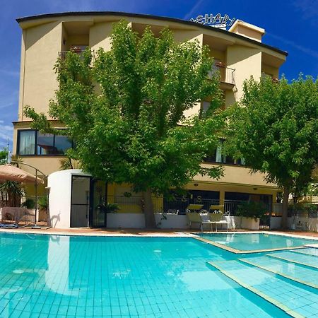 Hotel Mehari 里乔内 外观 照片