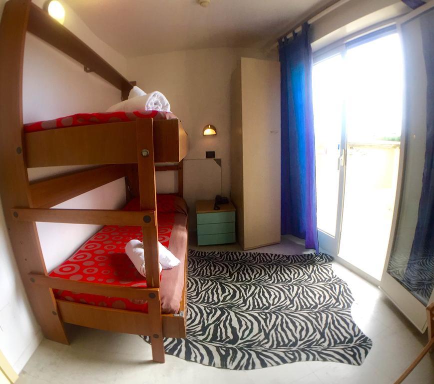 Hotel Mehari 里乔内 外观 照片