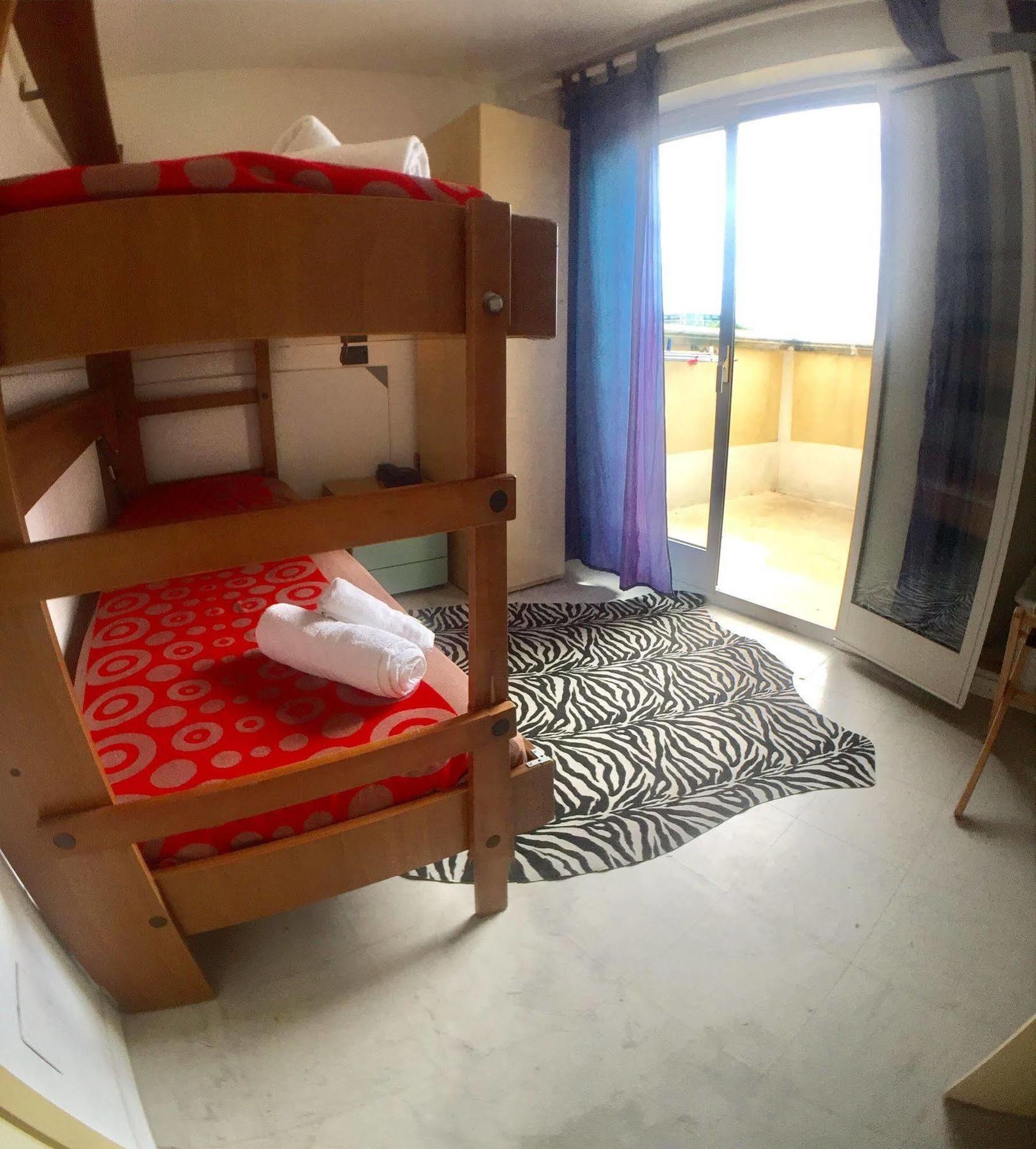 Hotel Mehari 里乔内 外观 照片